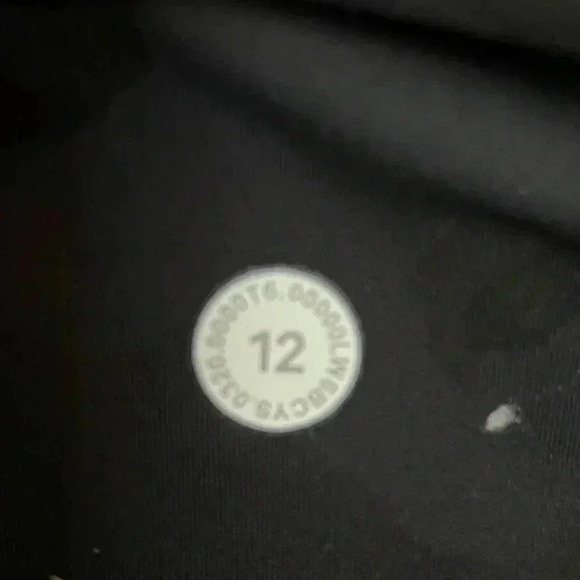 Lululemon Women's Fast HR Crop Camo - Picture 9 of 12